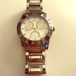 Relic silver women’s watch ZR15522